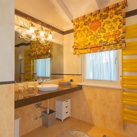 Luxury In Villa Tremezzo