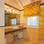 Luxury In Villa Tremezzo